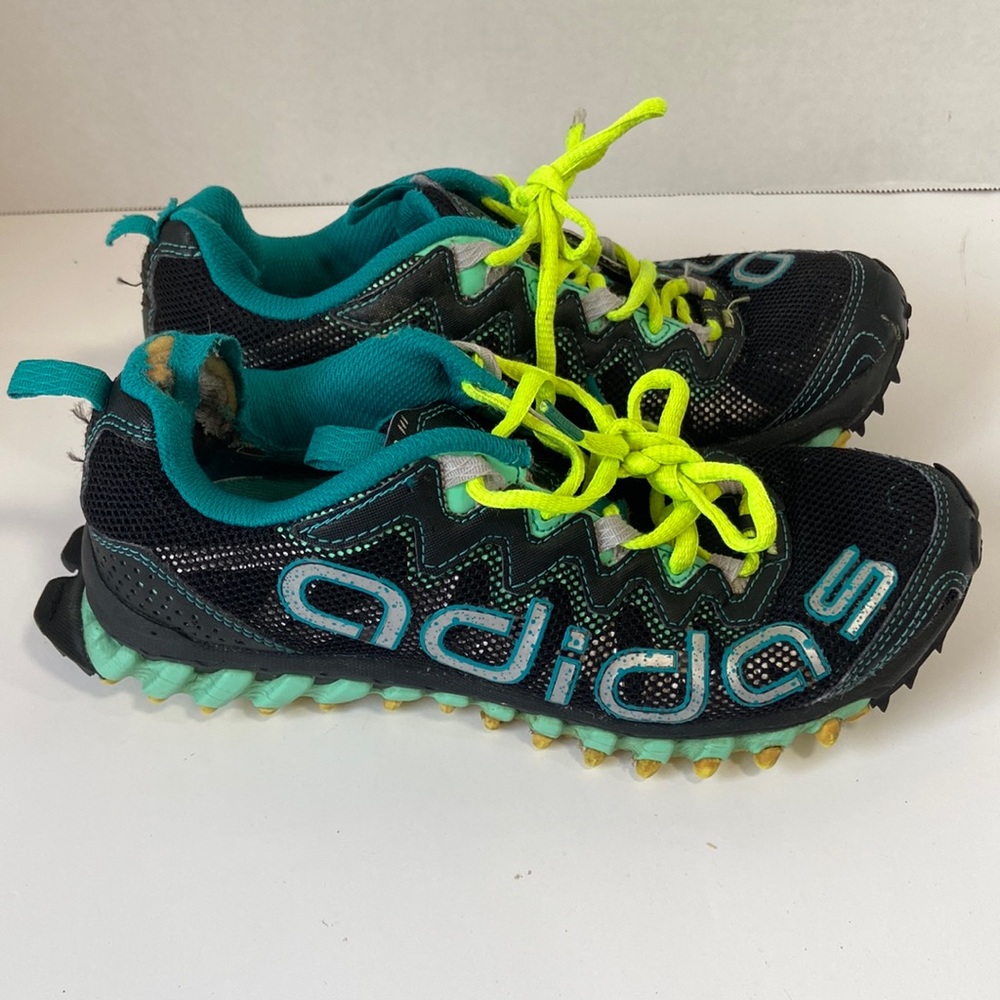Adidas vigor trail running shoes  size 6 black and teal sneakers